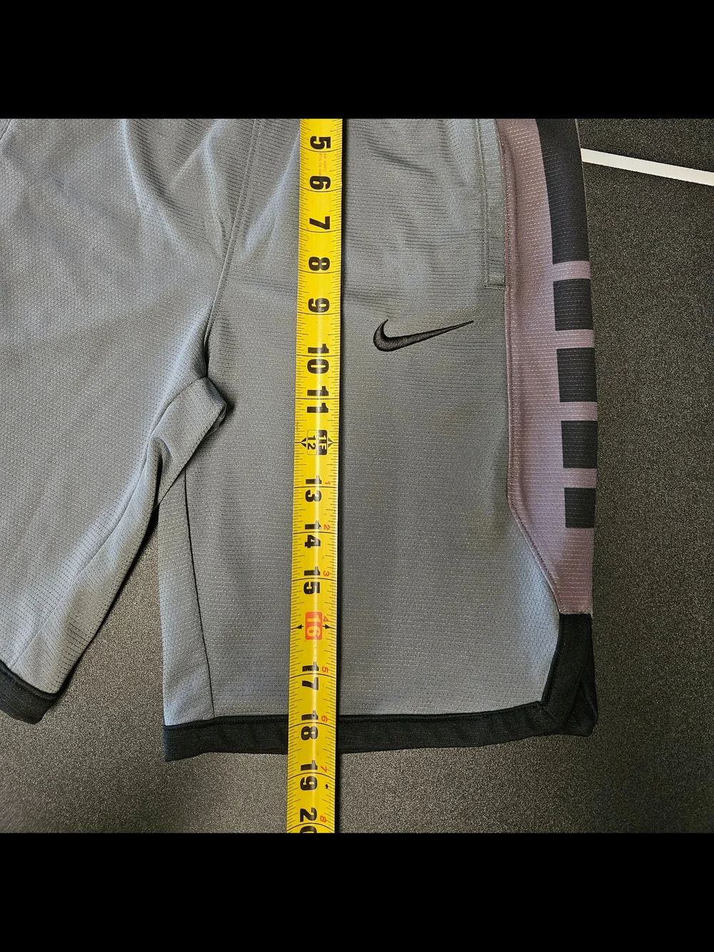 Nike Kids Large Gray Colorblock Athletic Basketball Shorts